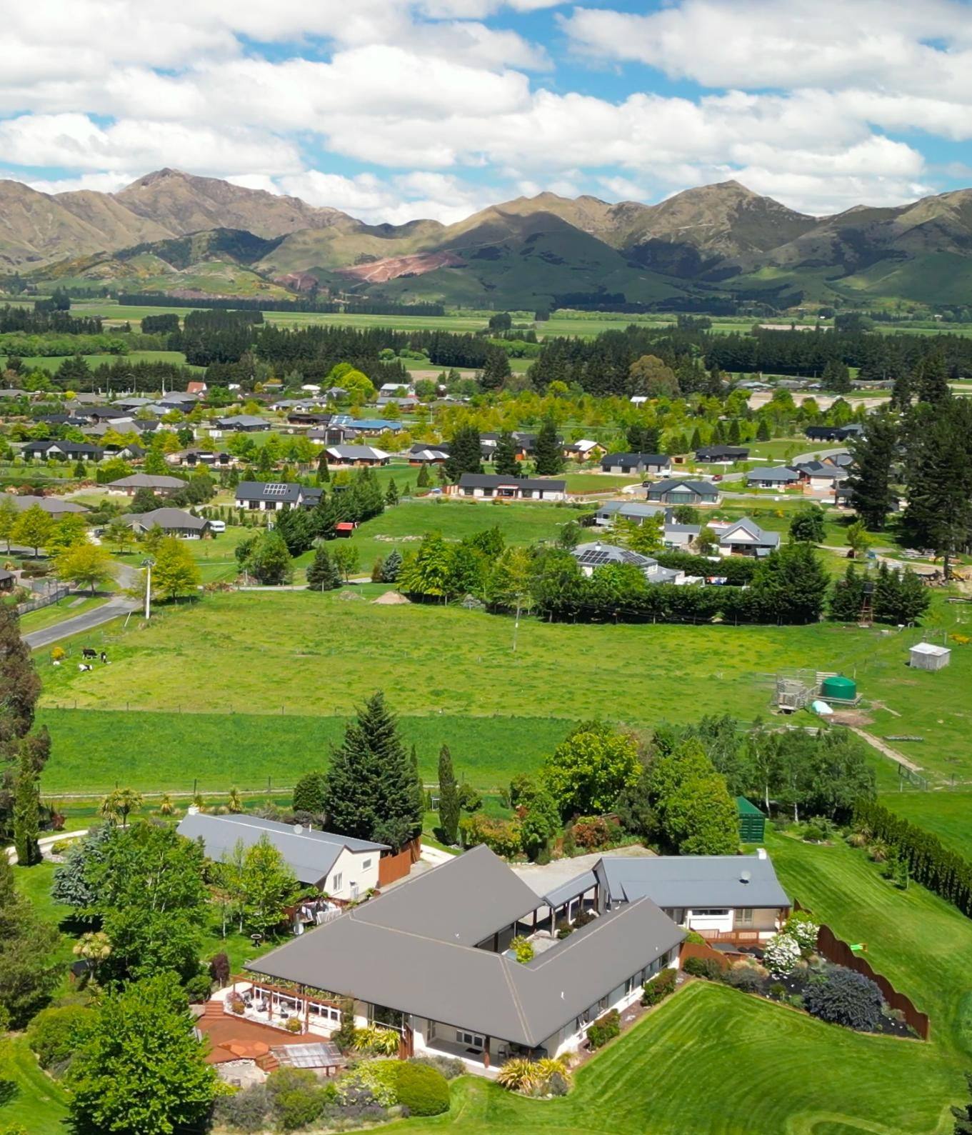 Vibrant Living retreat grounds Hanmer Springs